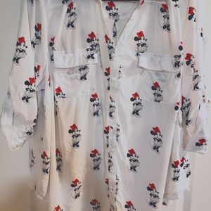 Torrid DISNEY MINNIE MOUSE BUTTON UP